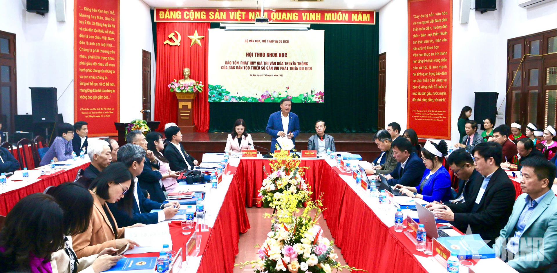 Bảo tồn, phát huy giá trị văn hóa truyền thống của các dân tộc thiểu số gắn với phát triển du lịch

